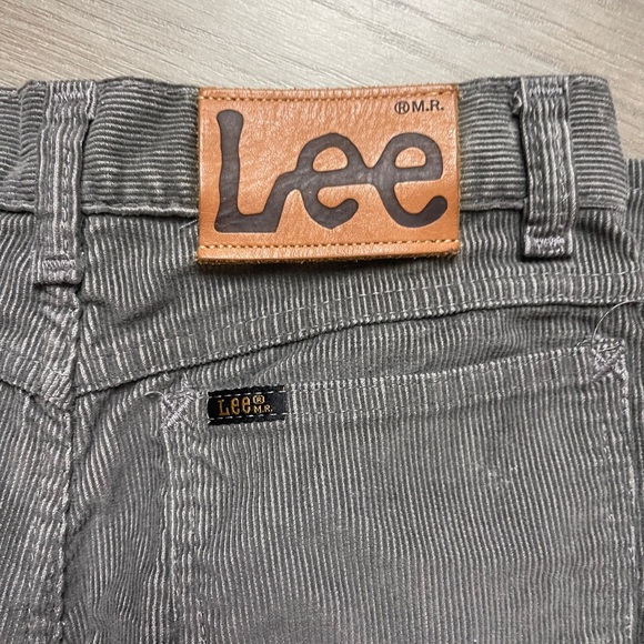 Lee Gray Corduroy Pants 26 - Picture 3 of 3